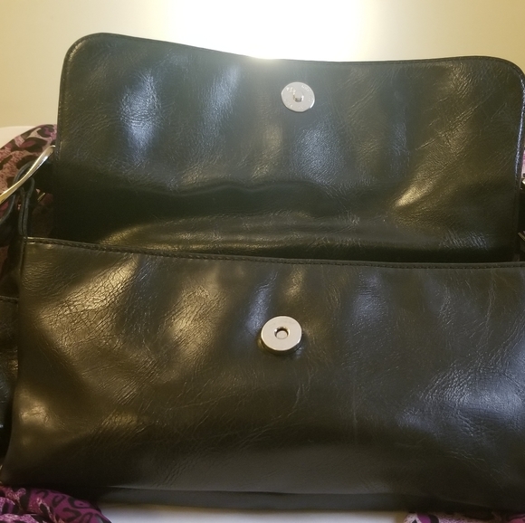 Handbag - Picture 4 of 9